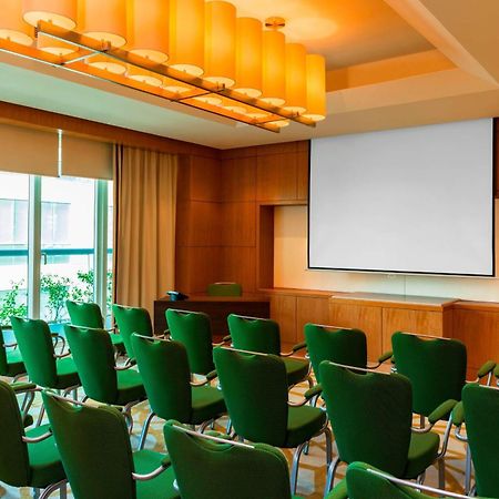 Four Points By Sheraton Sheikh Zayed Road Dubai Exterior photo