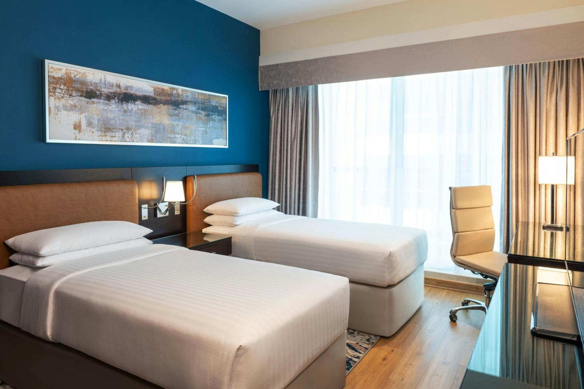 Four Points By Sheraton Sheikh Zayed Road Dubai Exterior photo