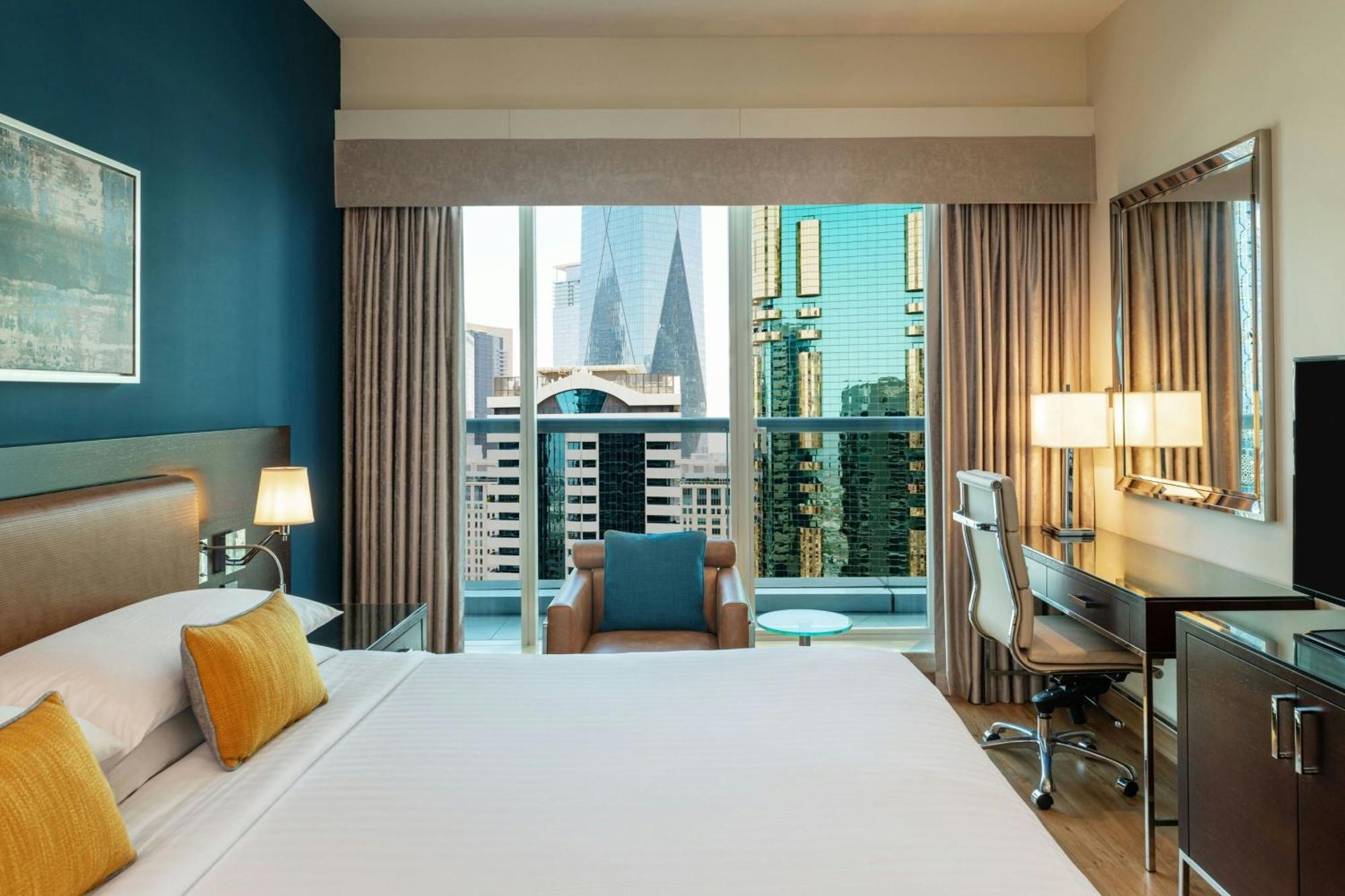 Four Points By Sheraton Sheikh Zayed Road Dubai Exterior photo
