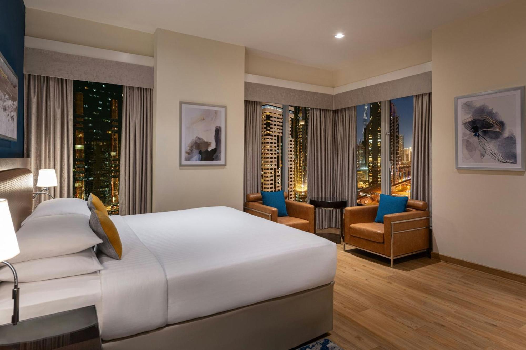 Four Points By Sheraton Sheikh Zayed Road Dubai Exterior photo