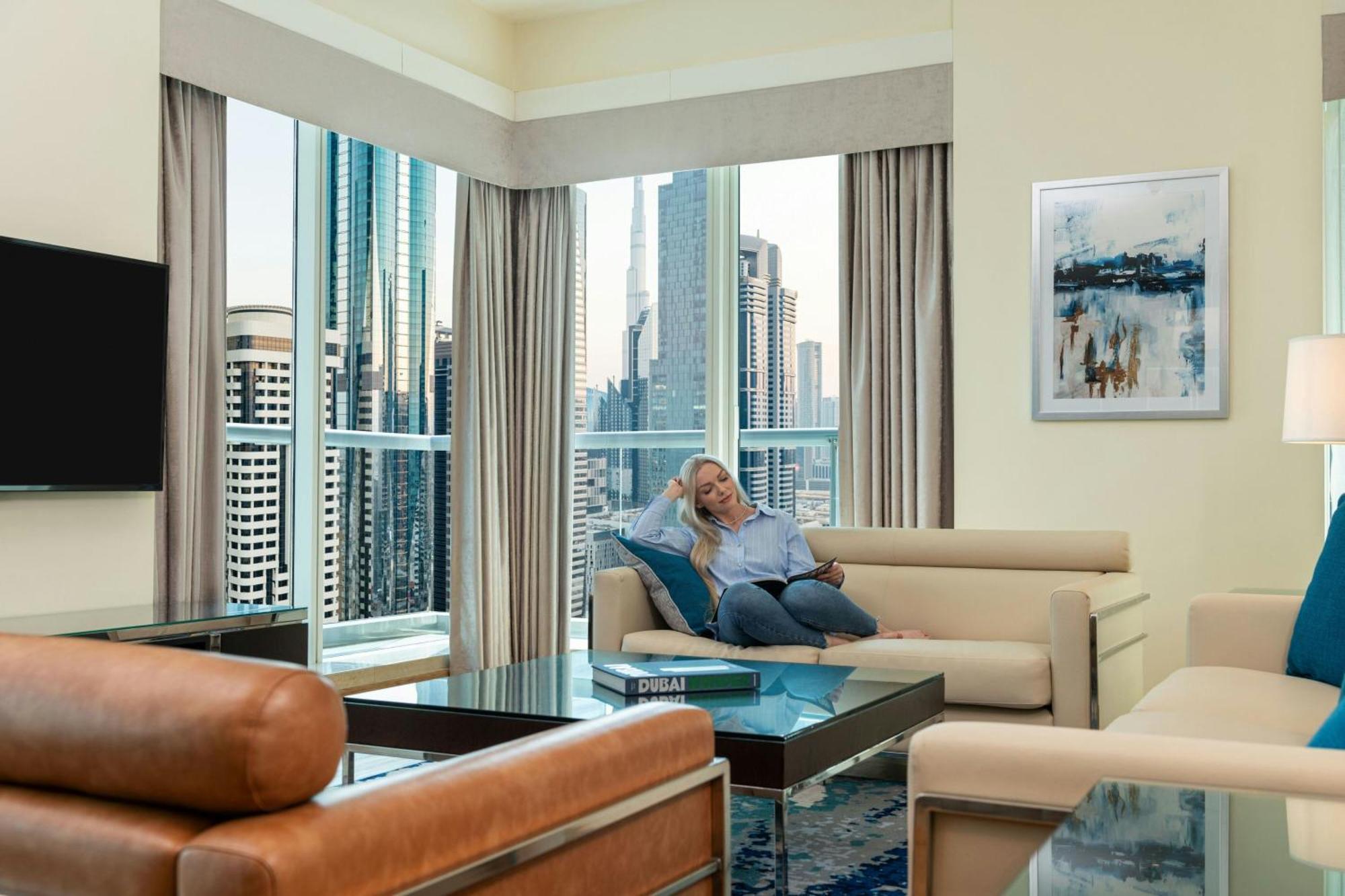 Four Points By Sheraton Sheikh Zayed Road Dubai Exterior photo